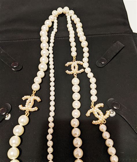 pre owned chanel pearl necklace